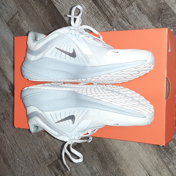 Womens 8.5 Nike quest 5 - Picture 4 of 7